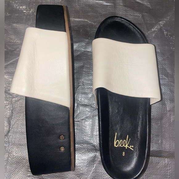 Beek Cream and Black Slide Sandals Minimalist Design - Picture 3 of 5